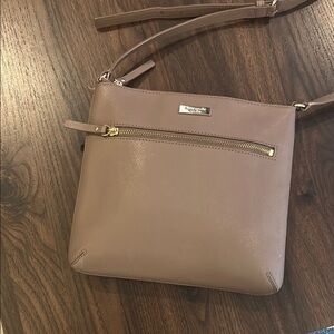 Kate Spade Tan Crossbody Bag with Sleek Design